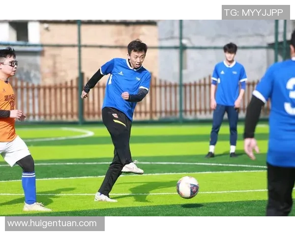 五人制足球跑位技巧全面解析助你提升场上表现与团队配合能力